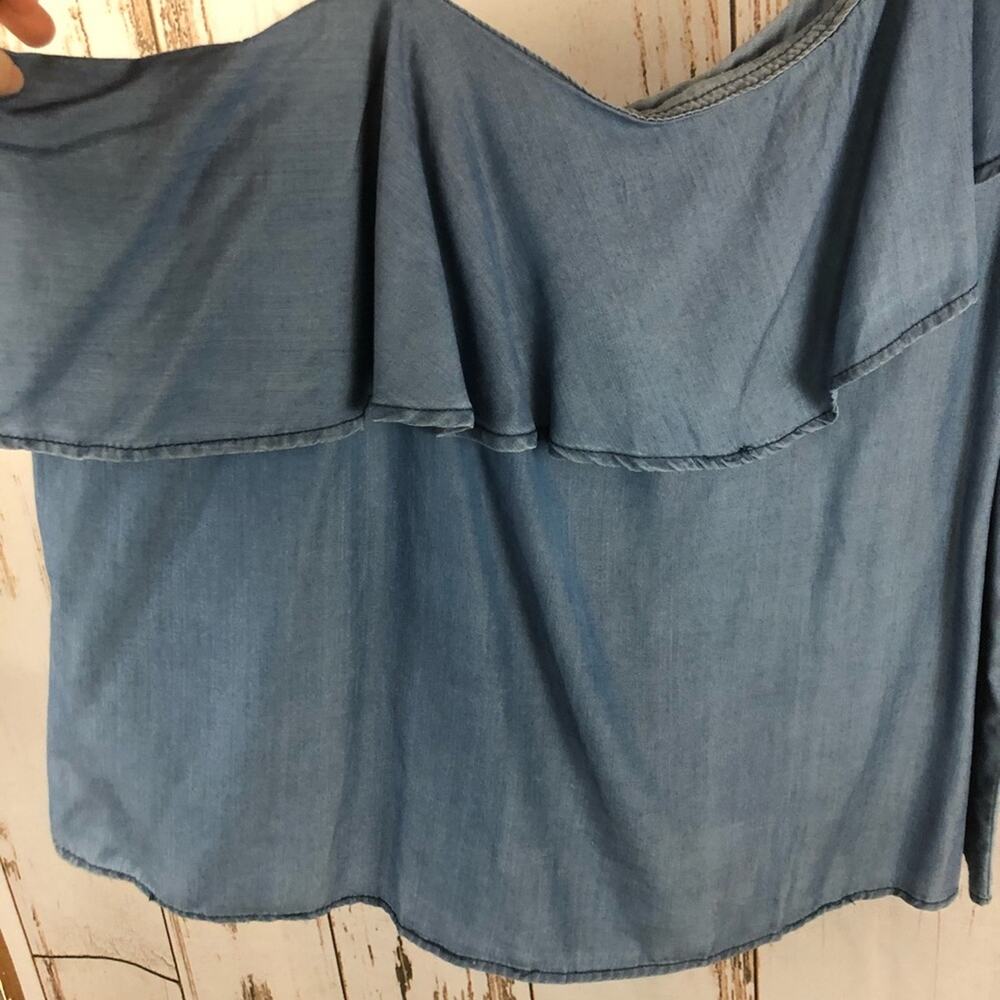 NWT Crave Fame Chambray top, Size 3X. Ruffle - Picture 2 of 7